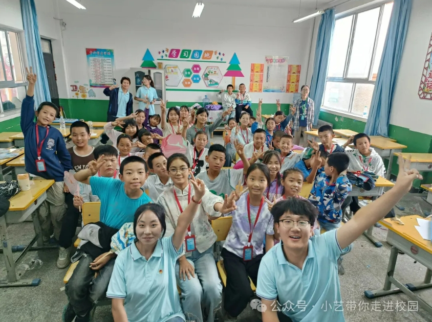 心系乡土，传递温暖的“志愿美人”